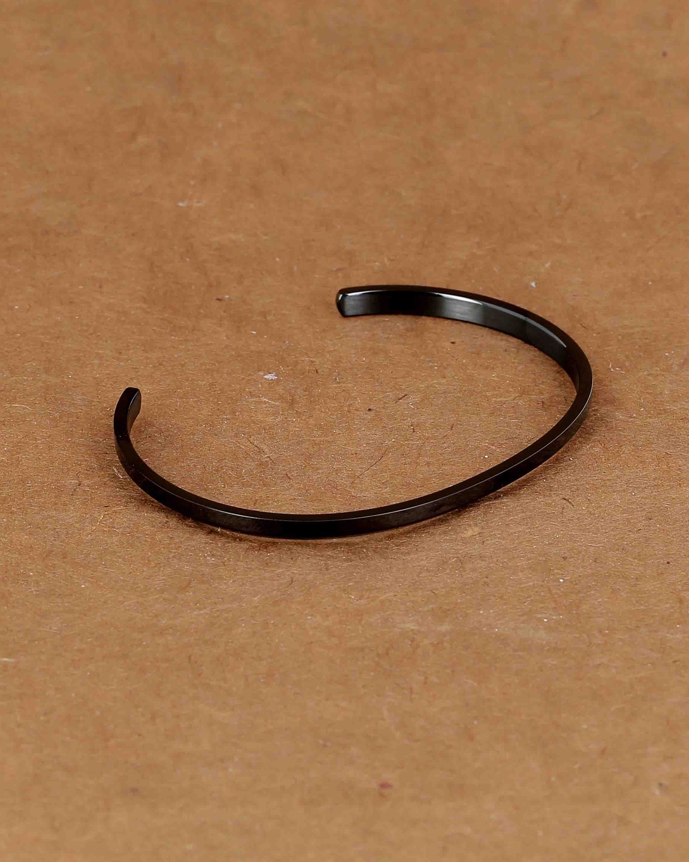 Arthur Bangle Bracelet (Black steel)