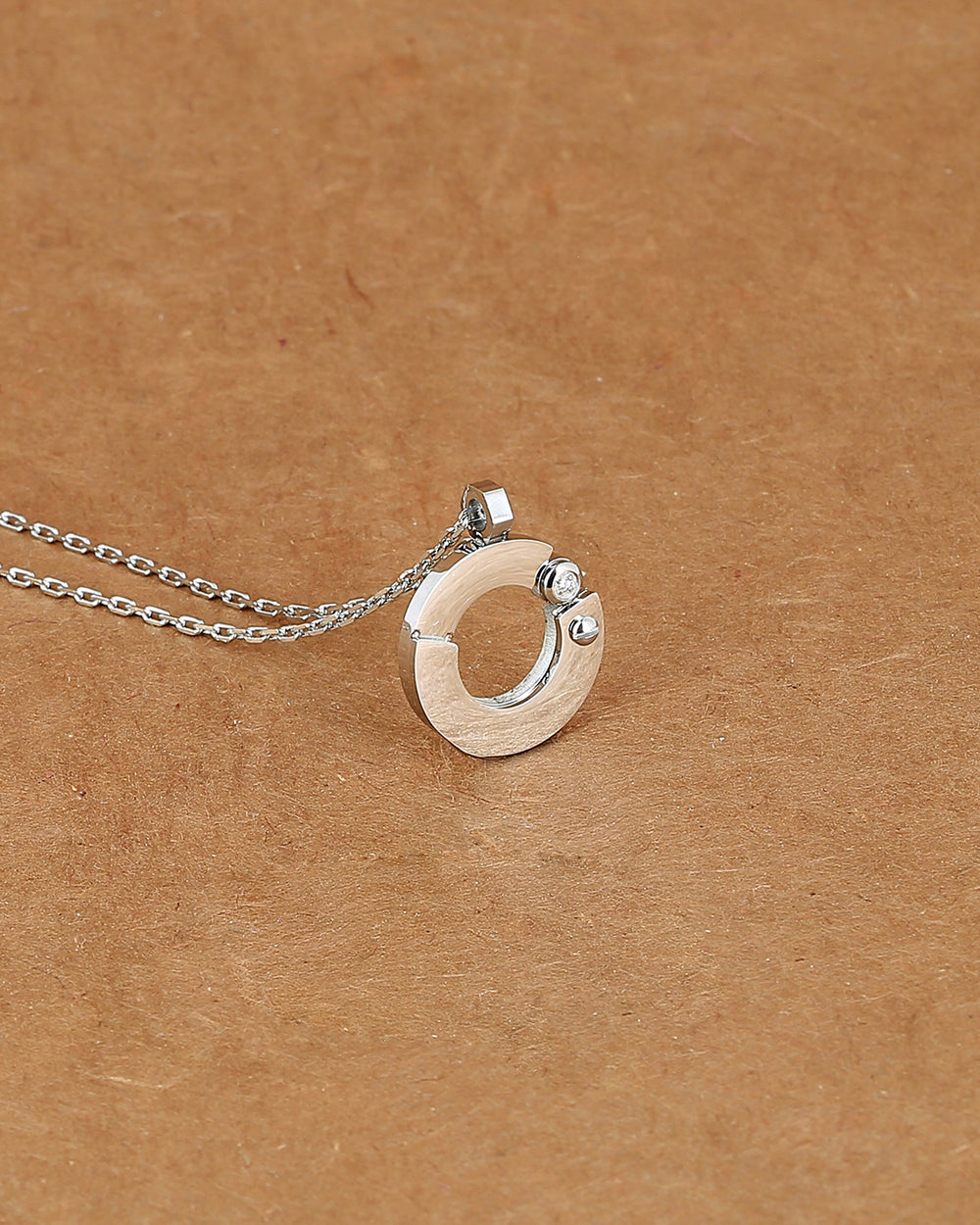 James necklace (Steel)