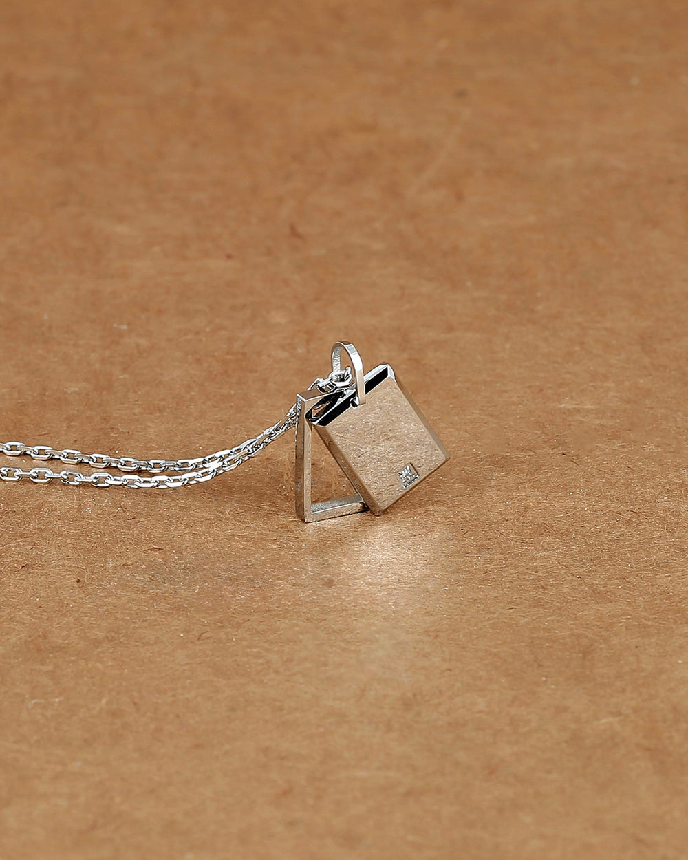 Stefan necklace (Steel)