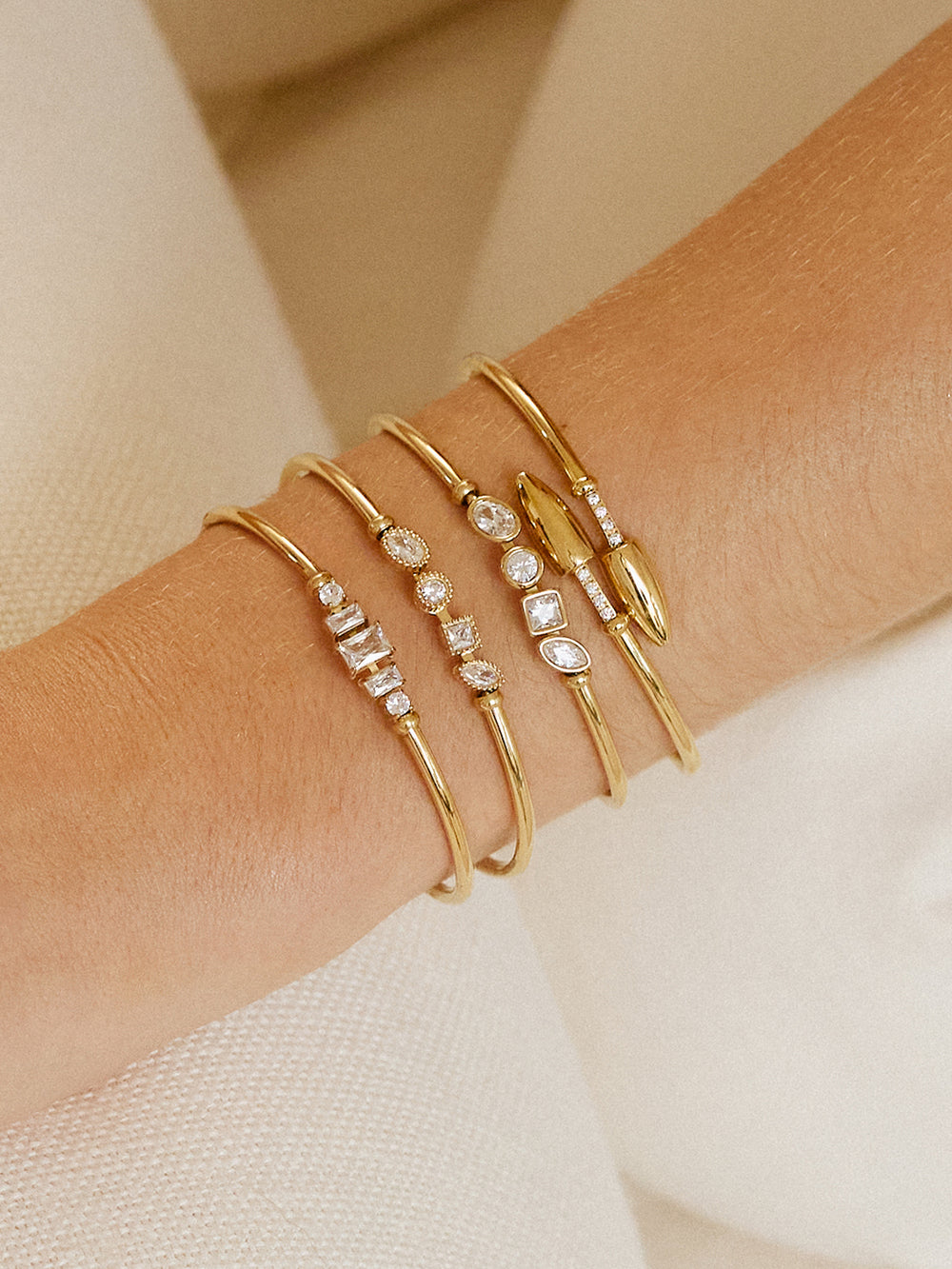 Aragona Bangle