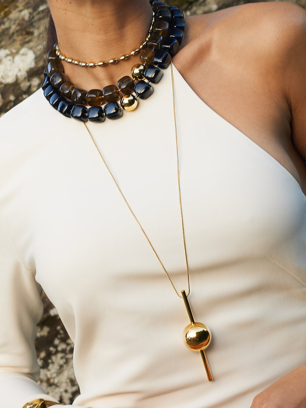 Nélys String Necklace