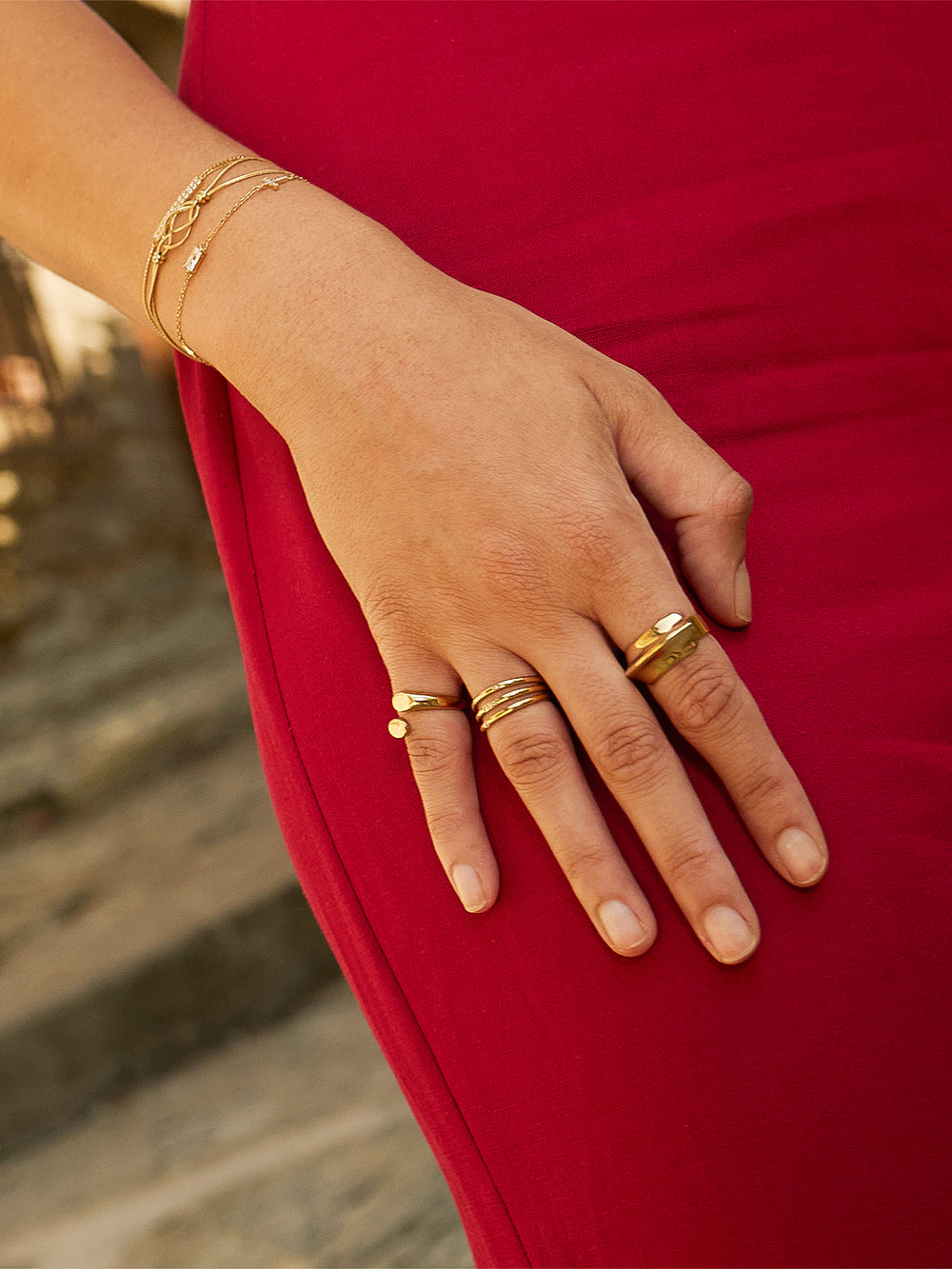 Lucci Ring