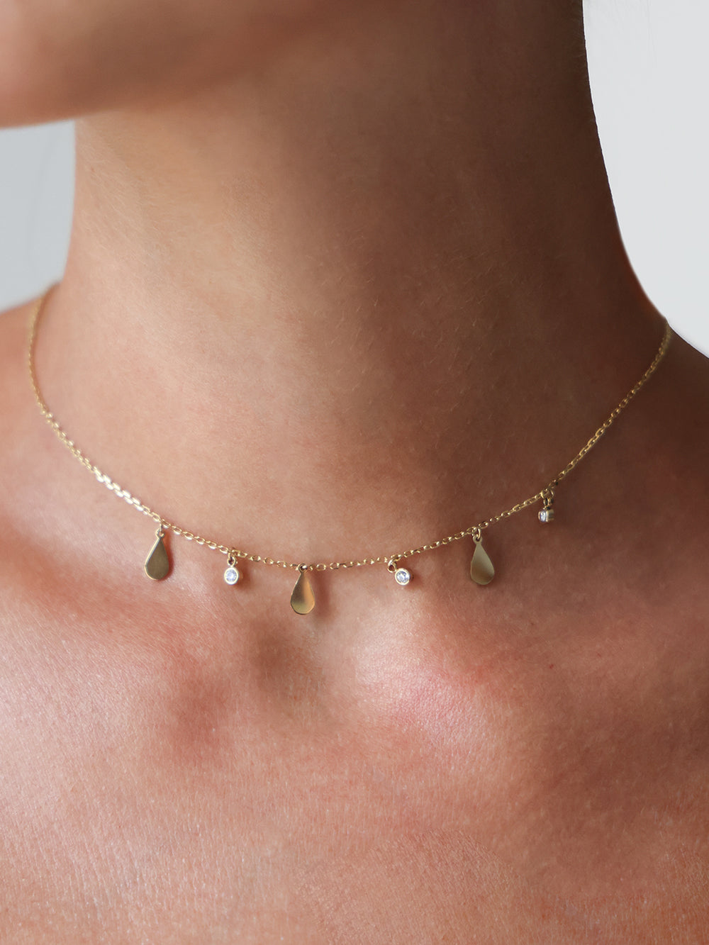 Bijou de dos Aïna
