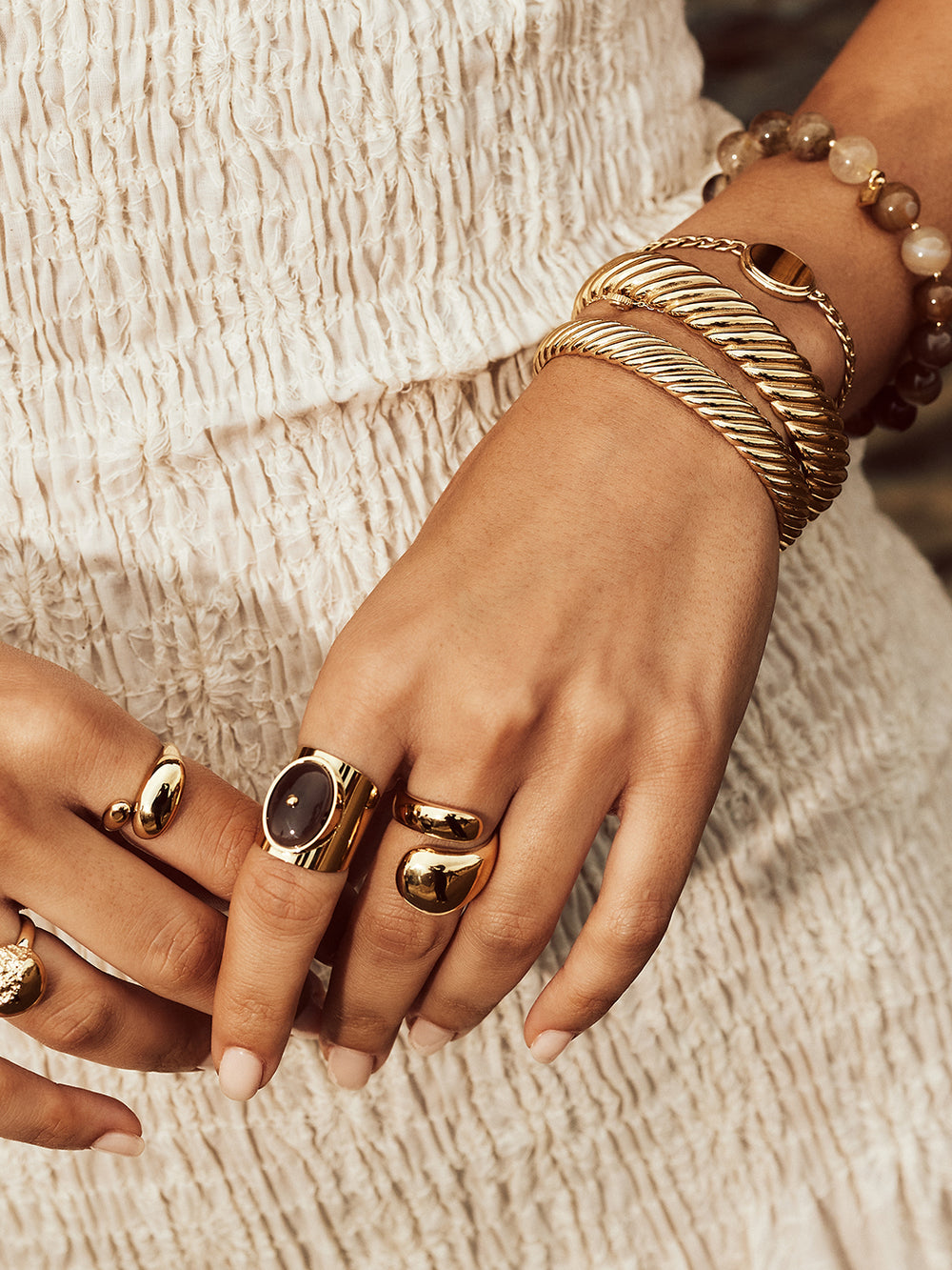Bowen Necklace Bracelet