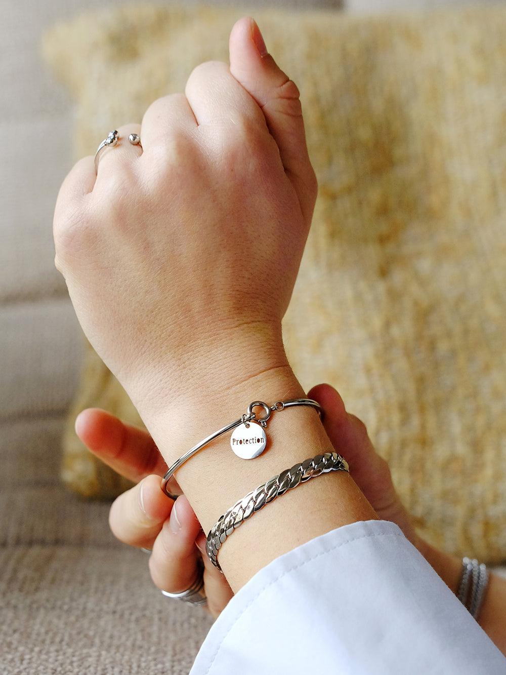Bangle Protect Bracelet