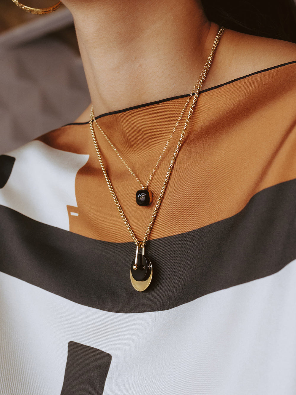 Vino Necklace