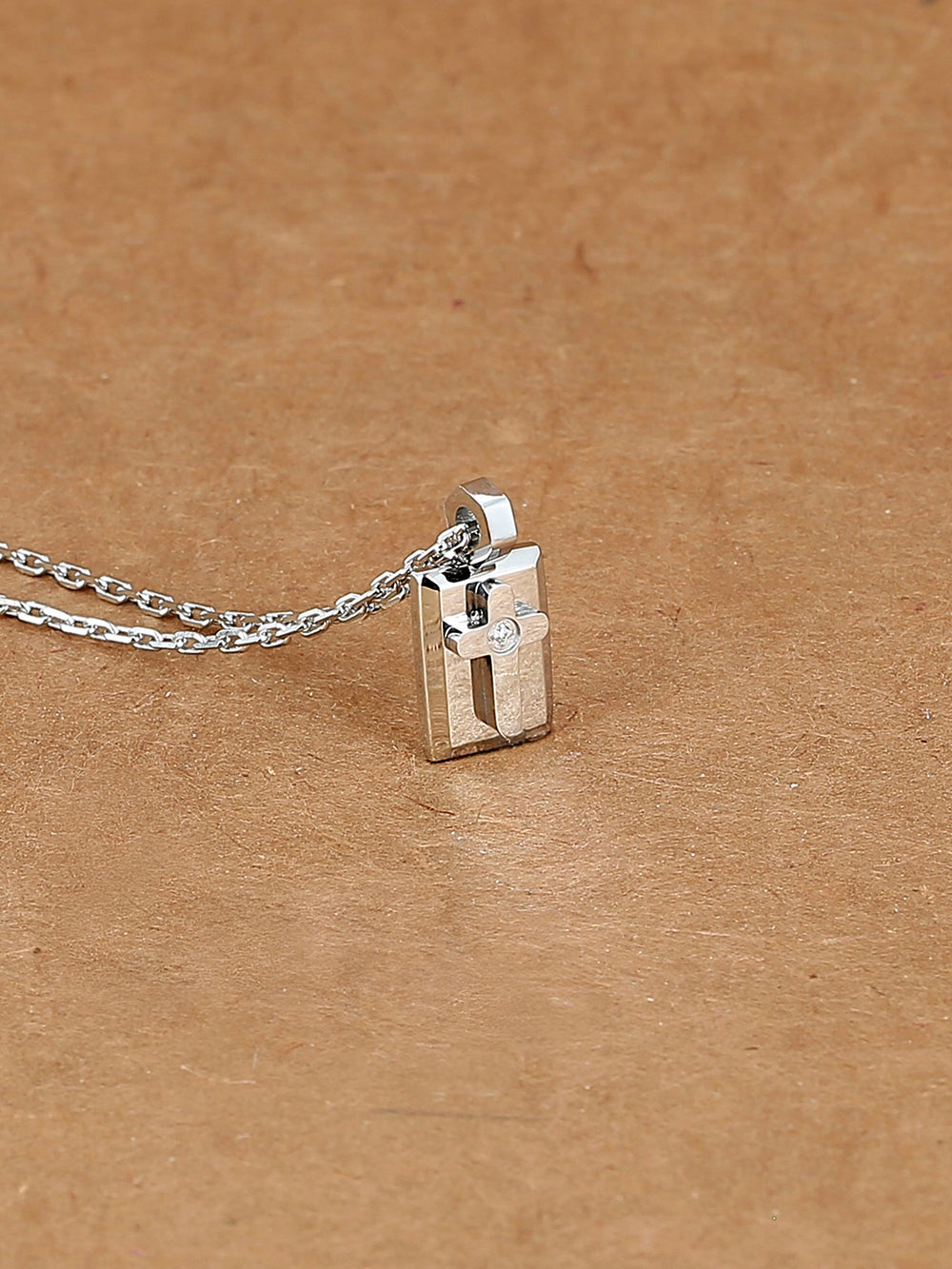 Collier Simon 