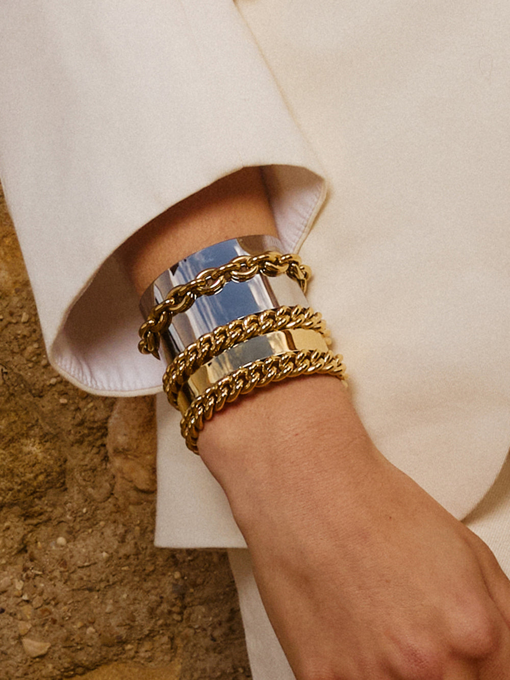 Sagonte Cuff 