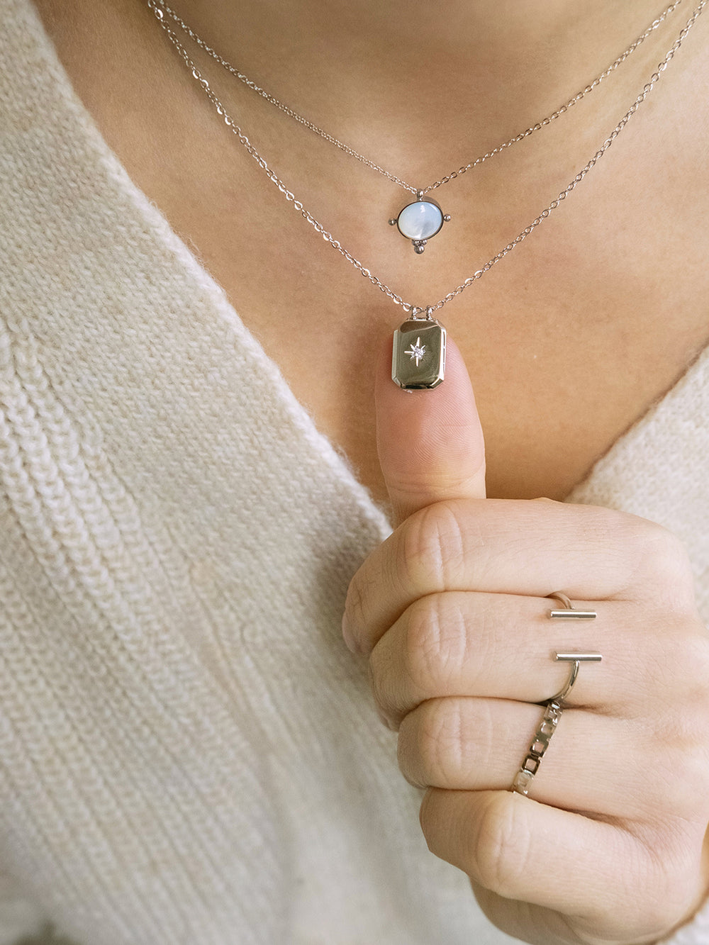 Collier Ruth 