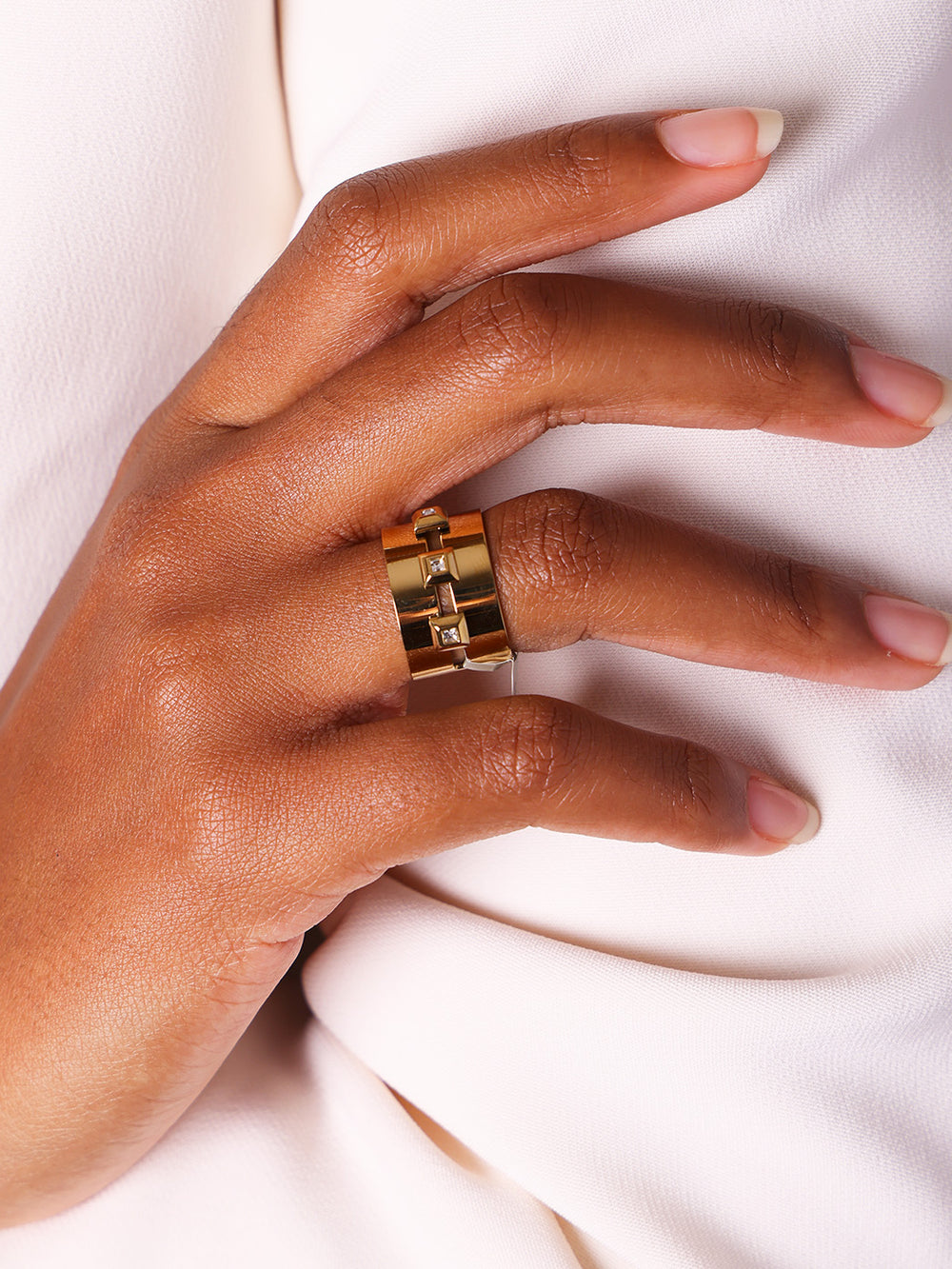 Nola Ring 