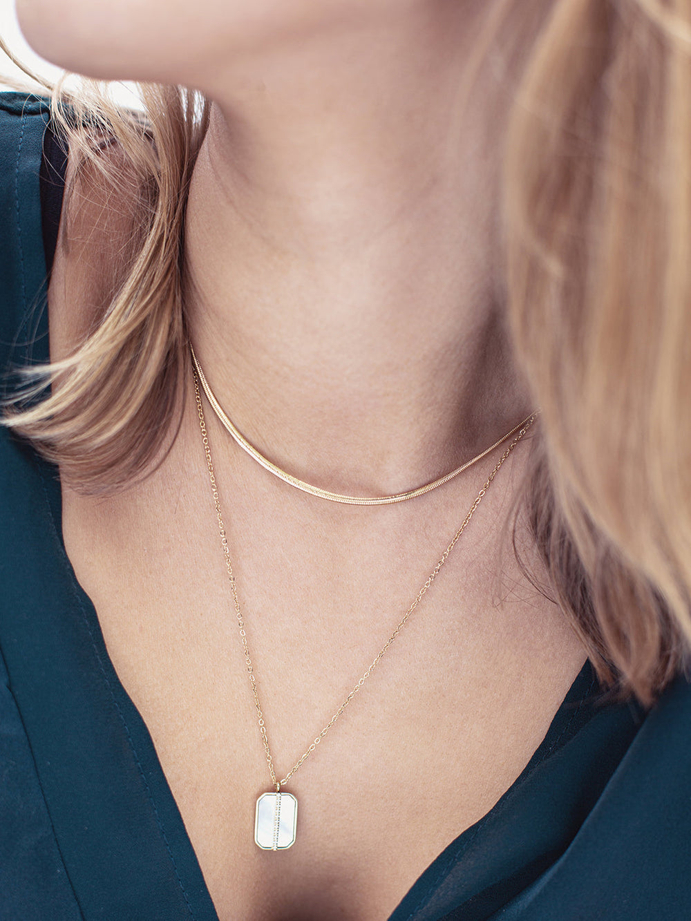 Collier Nikov 