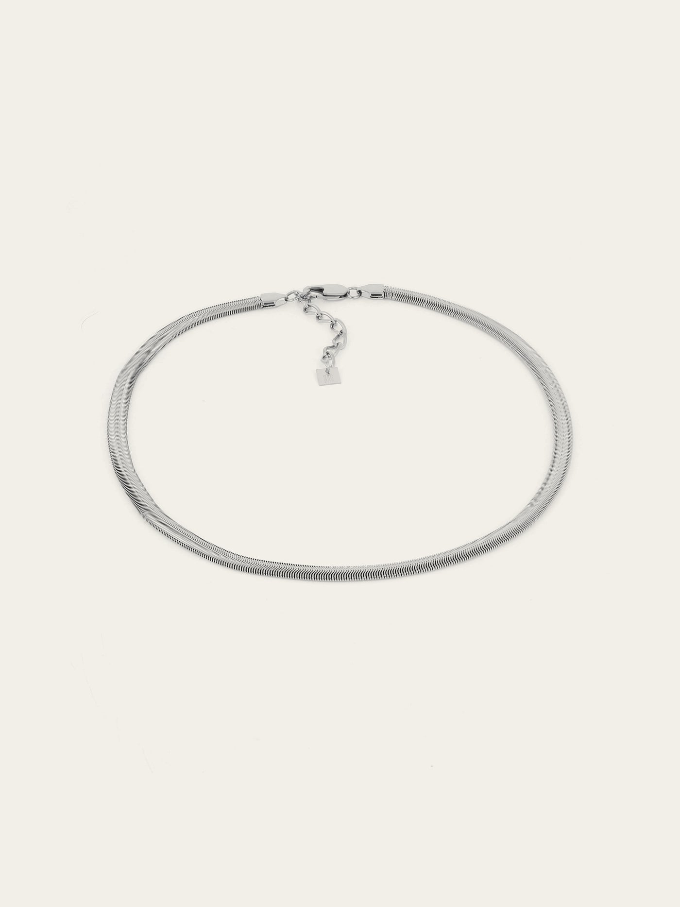 Romati Necklace 