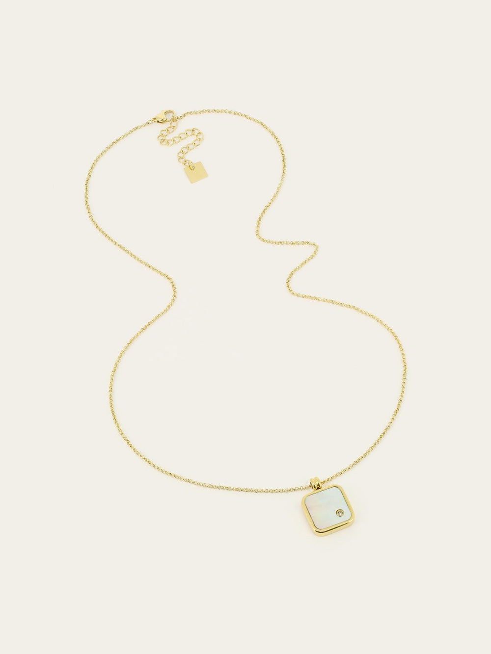 Ava Necklace 
