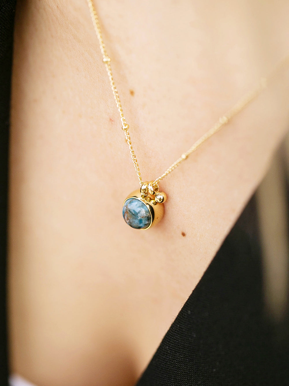 Finni Necklace 