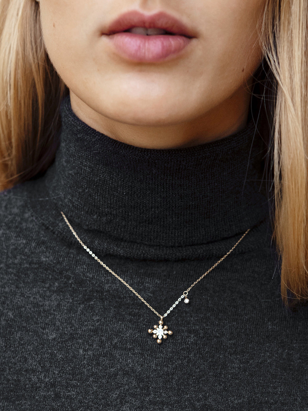 Clara Necklace 