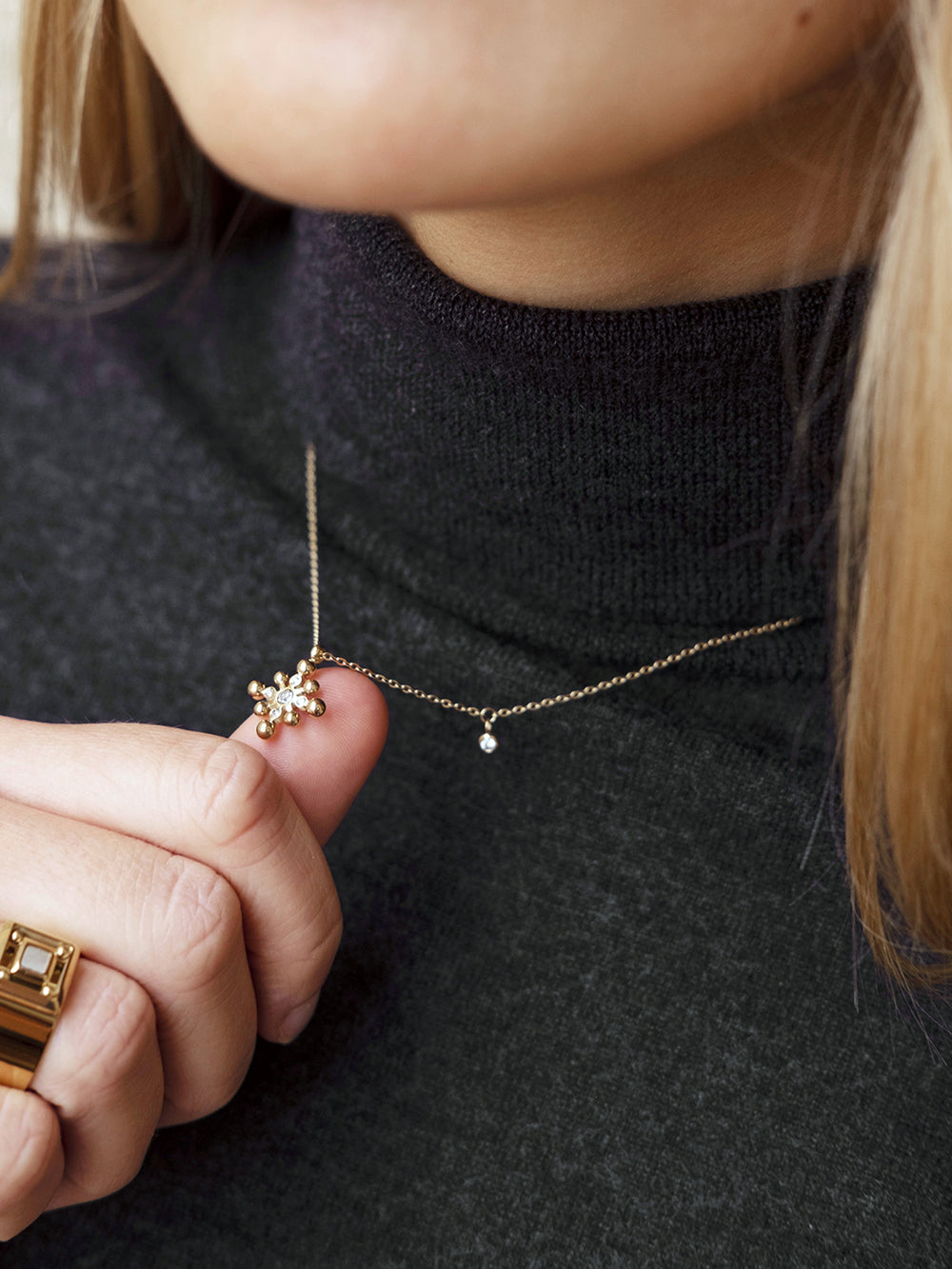 Clara Necklace 