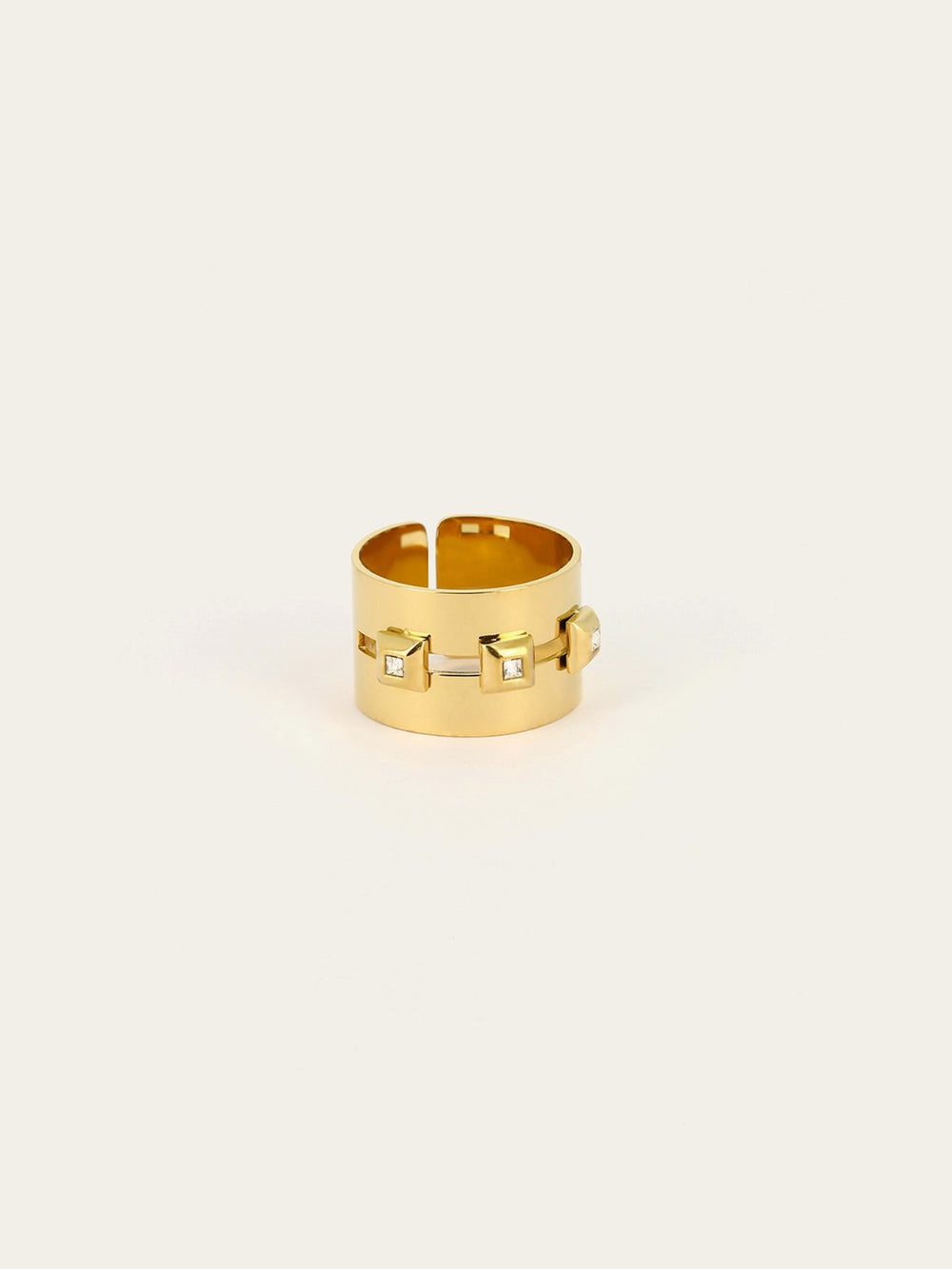 Nola Ring 