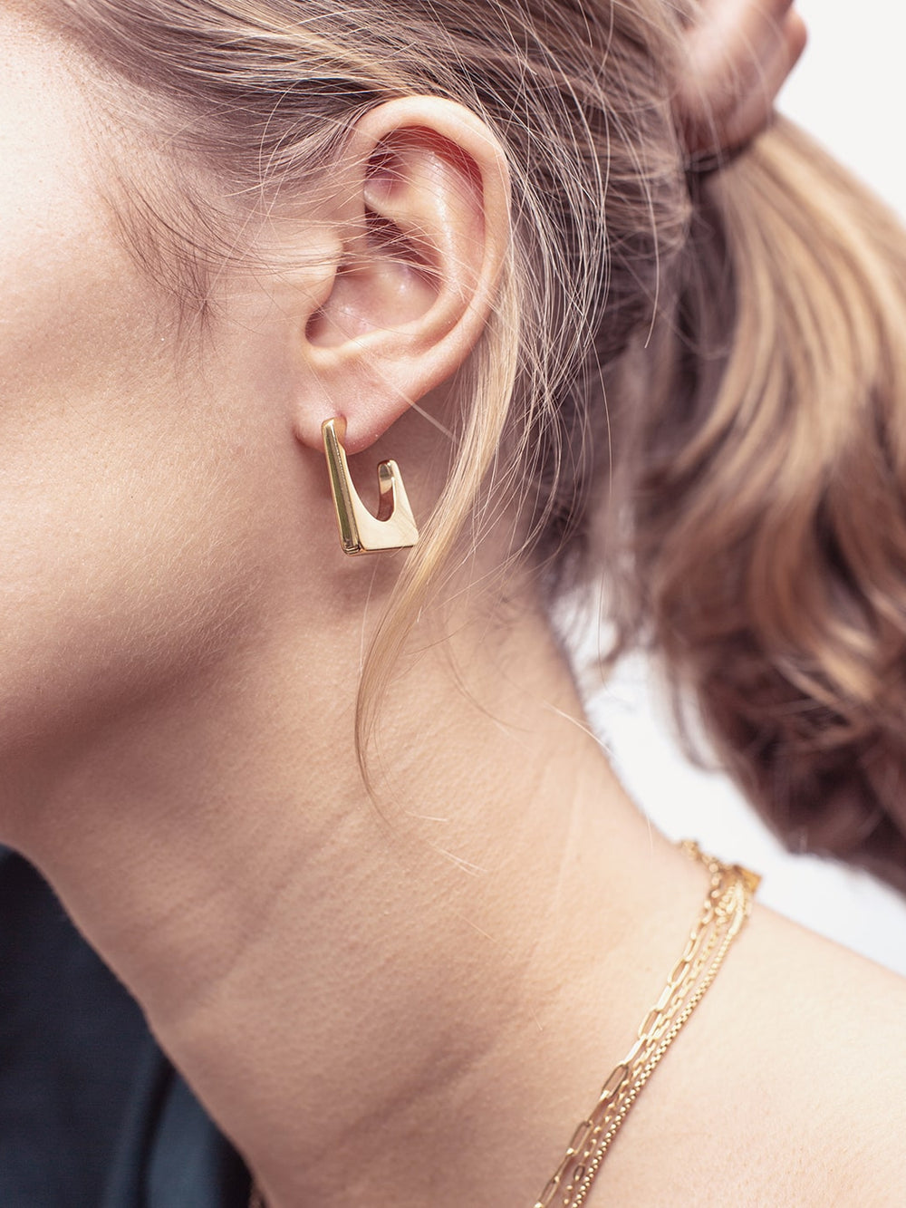 Zabia Earrings 